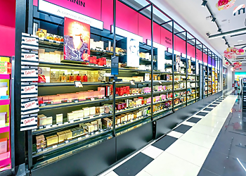 Sephora Marseille image 3 Meilleurs Parfumerie à Marseille Sephora Marseille image 3