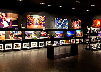 YellowKorner image 2 Meilleures Galeries D'Art à Montpellier YellowKorner image 2