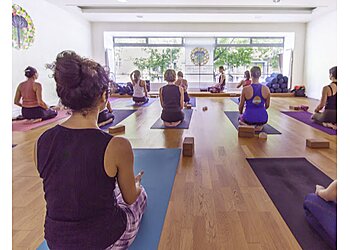 Meilleurs Cours de yoga à Paris Yoga Village Paris image 1