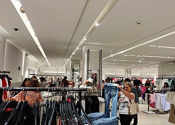 Zara Nice image 2 Meilleurs Magasins De Vêtements à Nice Zara Nice image 2