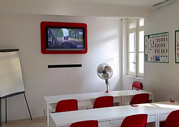 École de Conduite Française image 3 Meilleures Auto Écoles à Montpellier École de Conduite Française image 3